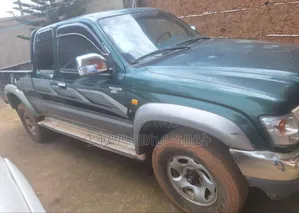 Toyota Hilux 2.5 Cab 2005 Green