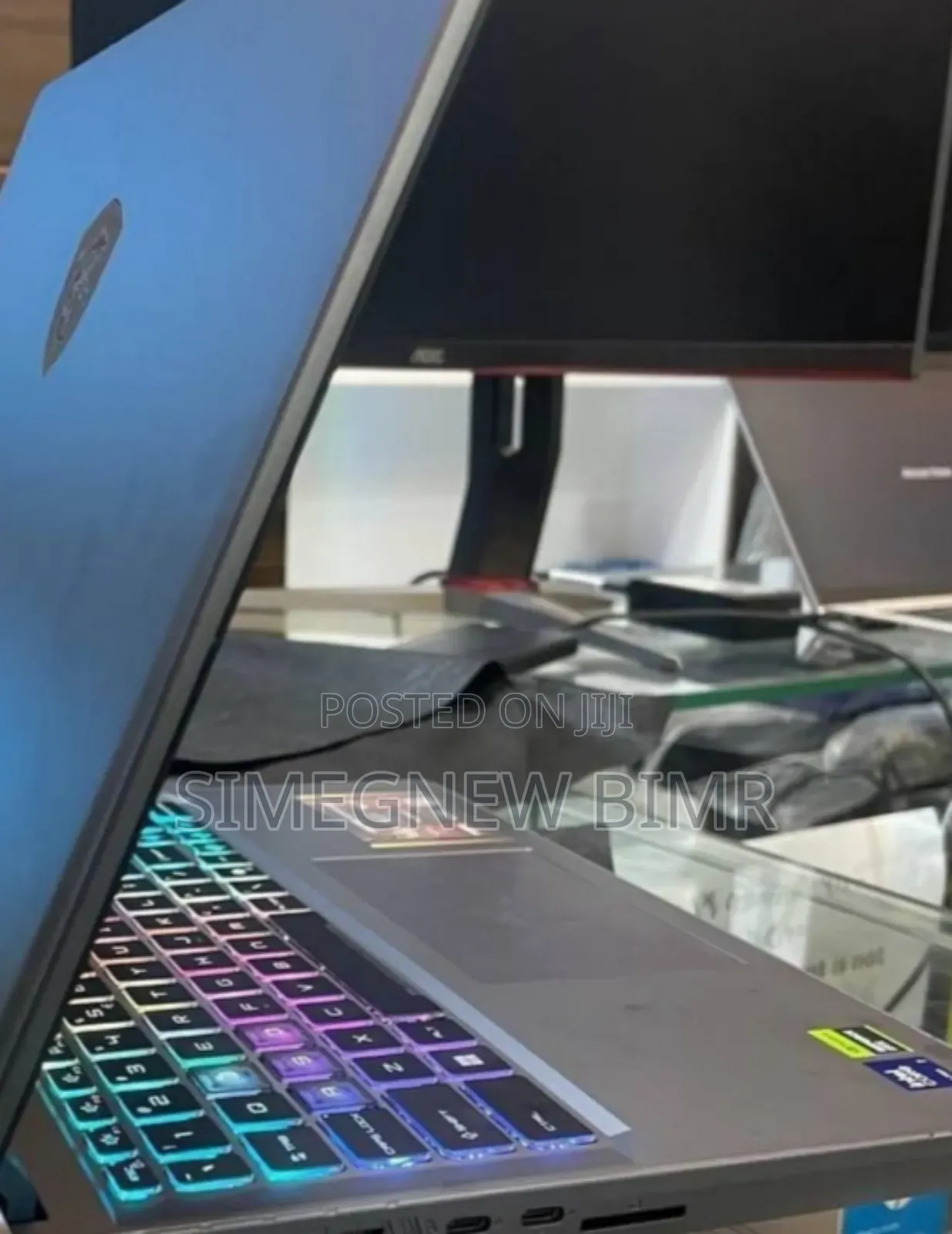 New Laptop MSI Vector 16 HX AI A2XWIG 16GB Intel Core Ultra 7 SSD 1T