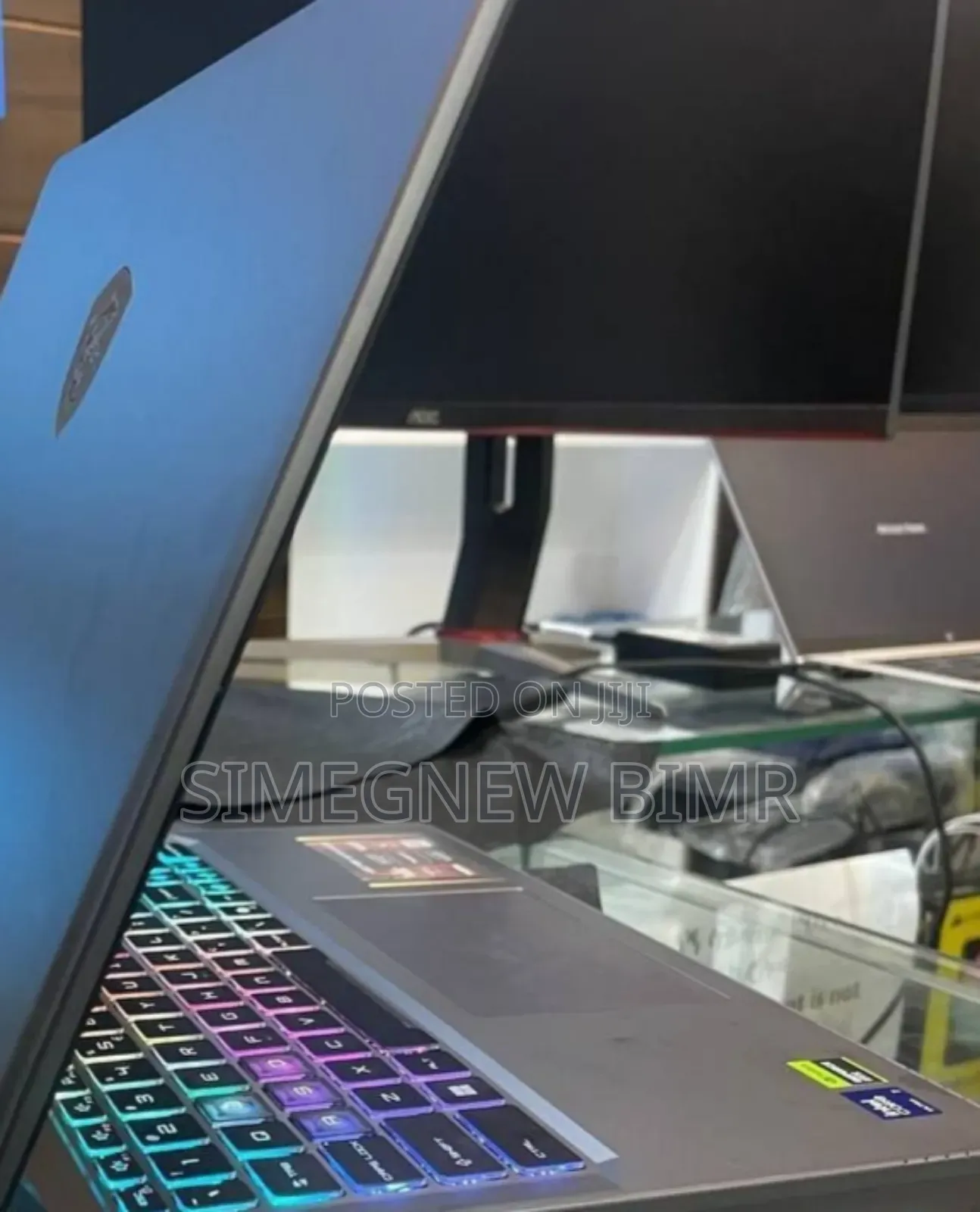 New Laptop MSI Vector 16 HX AI A2XWIG 16GB Intel Core Ultra 7 SSD 1T