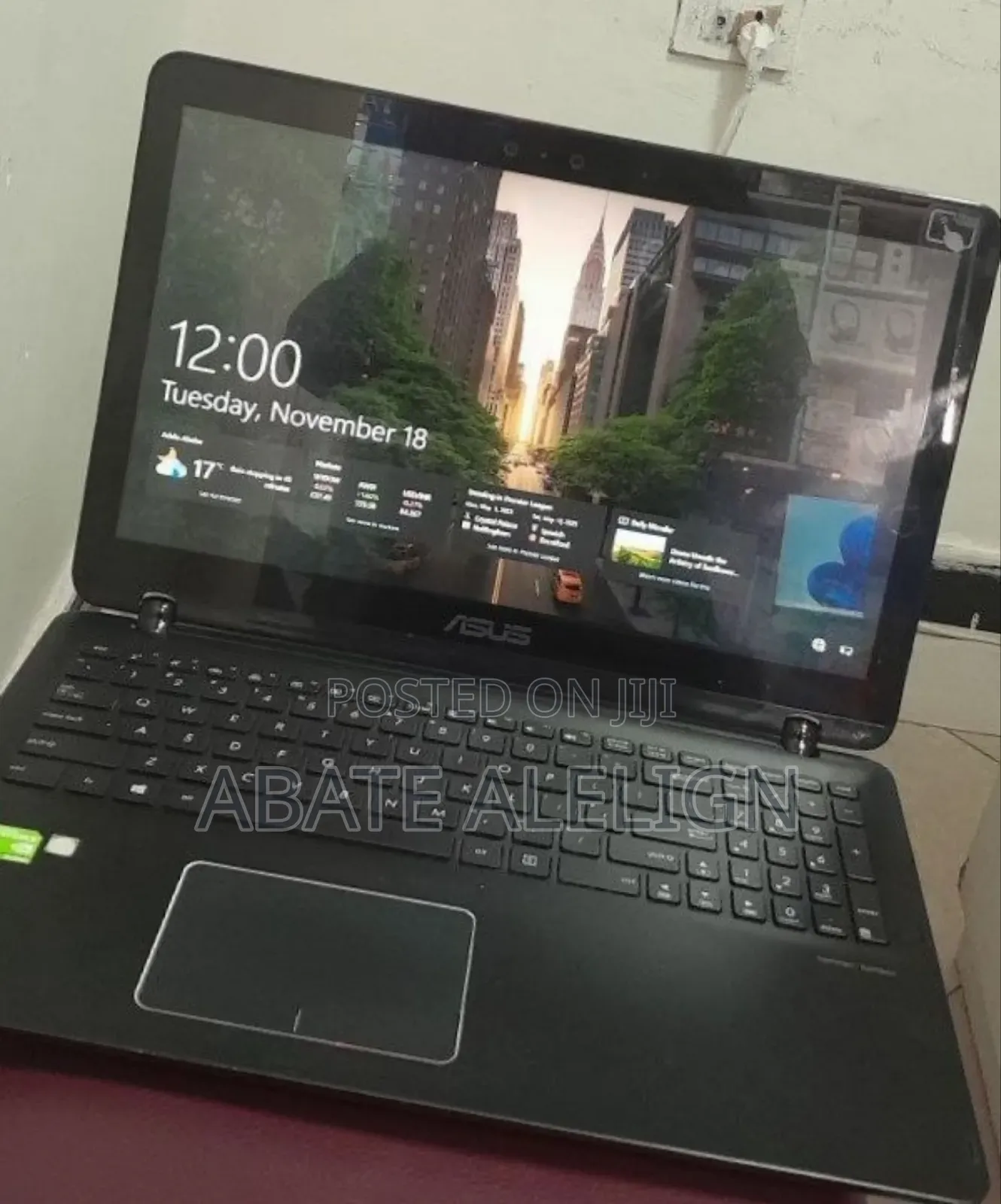 New Laptop Asus Q524UQ 12GB Intel Core I7 SSD 512GB