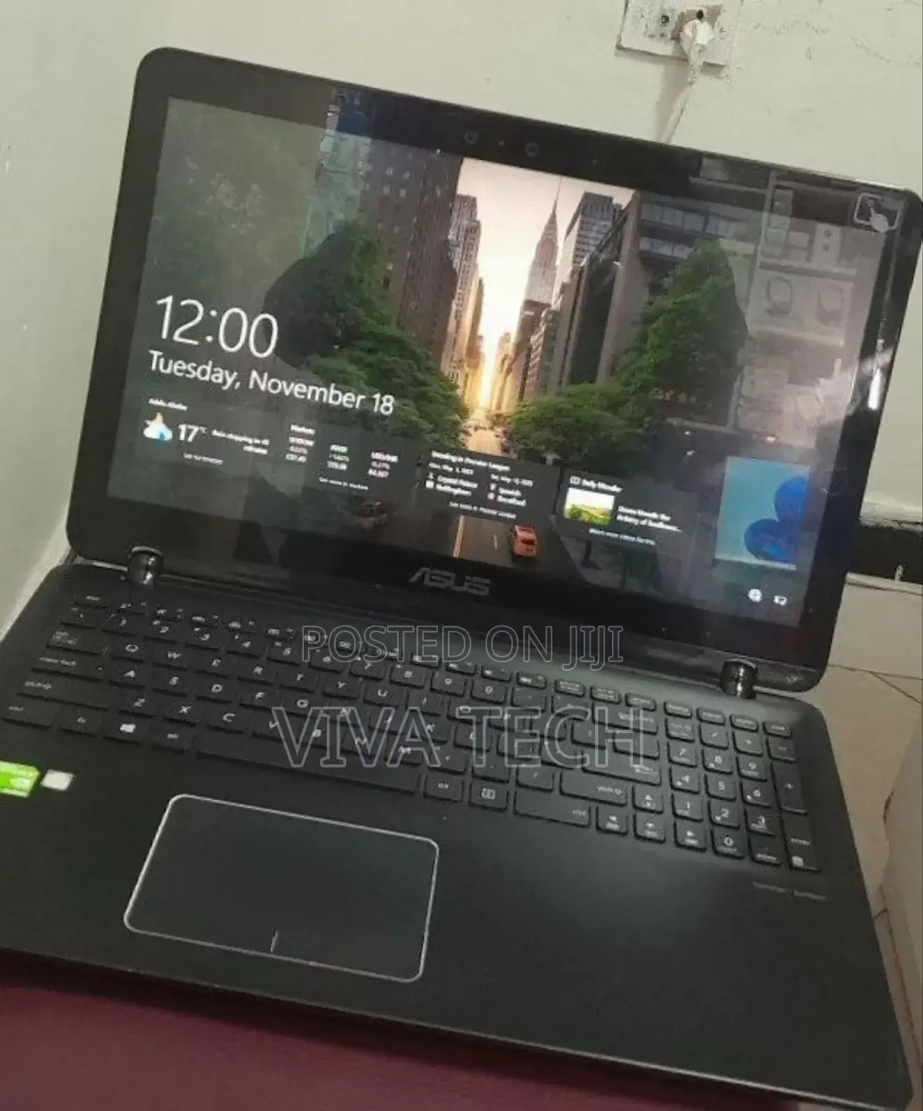 New Laptop Asus Q524UQ 12GB Intel Core I7 SSD 512GB