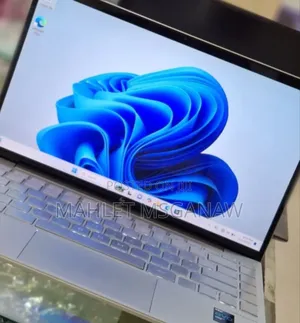 New Laptop HP Envy 13 16GB Intel Core I7 SSD 512GB