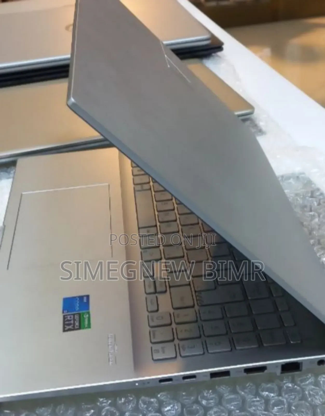 New Laptop Asus VivoBook 15 X505BA 16GB Intel Core I5 SSD 512GB