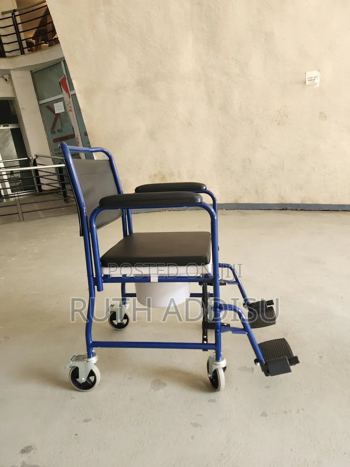 Commode Wheelchair轟隆wheelchair使用wheelchair麗澤wheelchair做出wheelchair