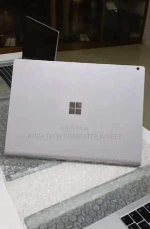 New Laptop Microsoft Surface Book 3 16GB Intel Core I7 SSD 256GB