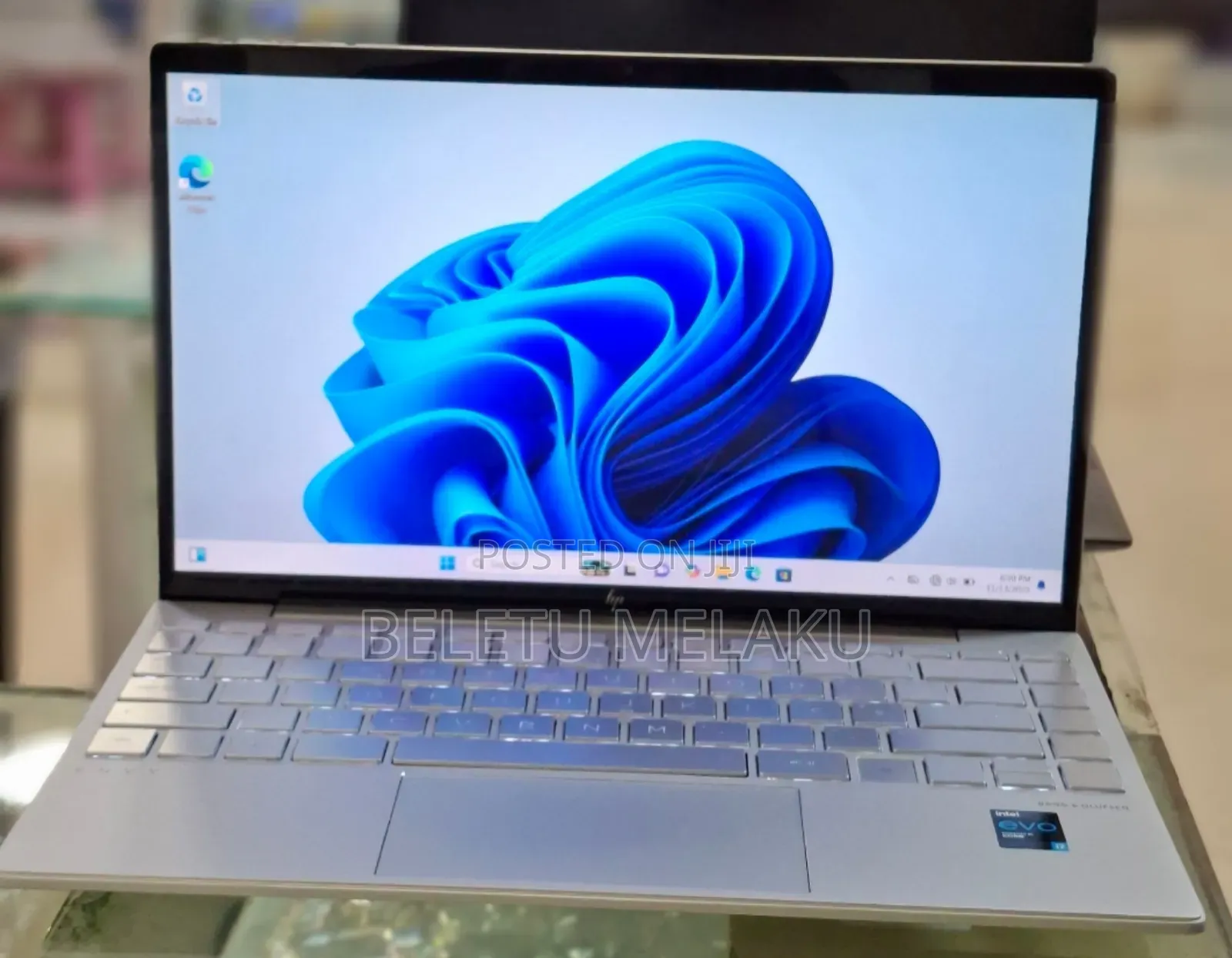 New Laptop HP Envy 13 16GB Intel Core I7 SSD 512GB