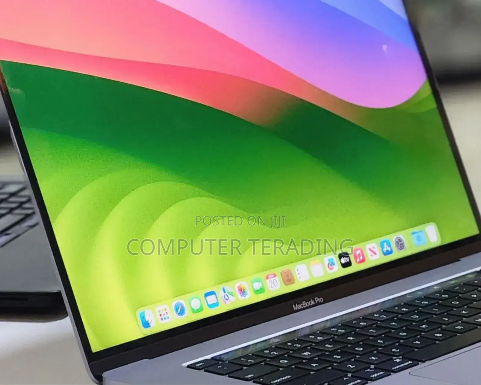 New Laptop Apple MacBook Pro 2019 32GB Intel Core I9 SSD 1T