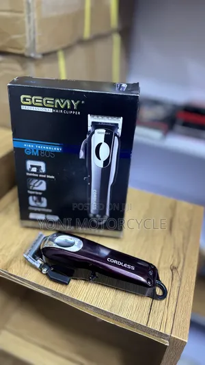 Photo - Geemy Rechargeable Hair Clipper02hairclipper1geemycordles01hairclipper