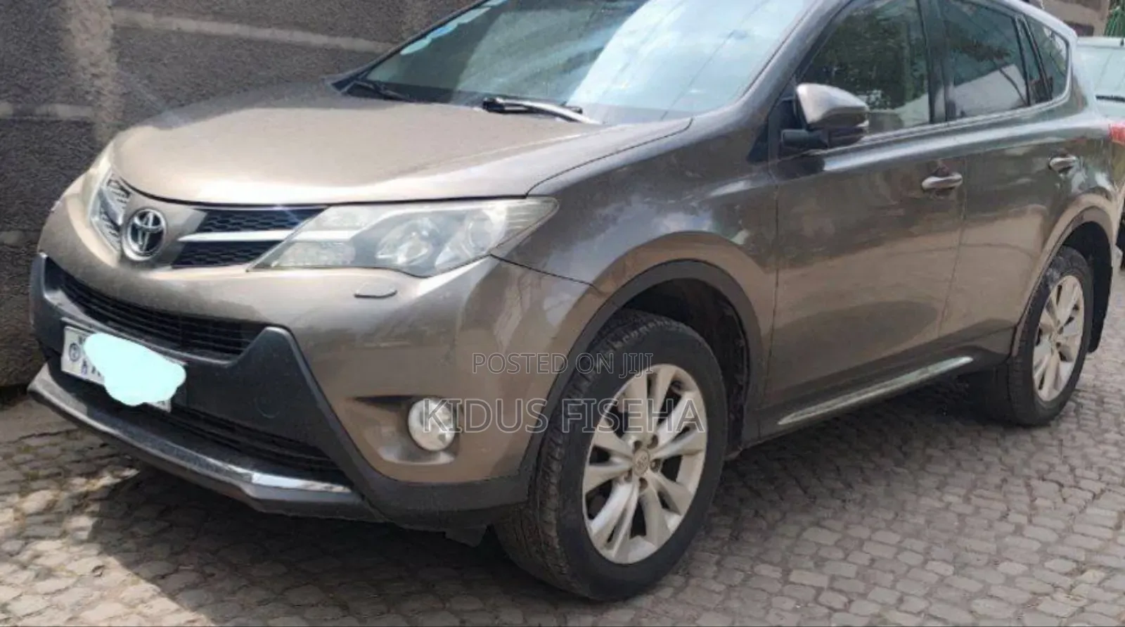 Toyota RAV4 LE 4dr SUV (2.5L 4cyl 6A) 2015