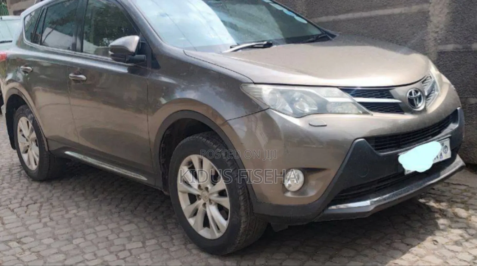 Toyota RAV4 LE 4dr SUV (2.5L 4cyl 6A) 2015