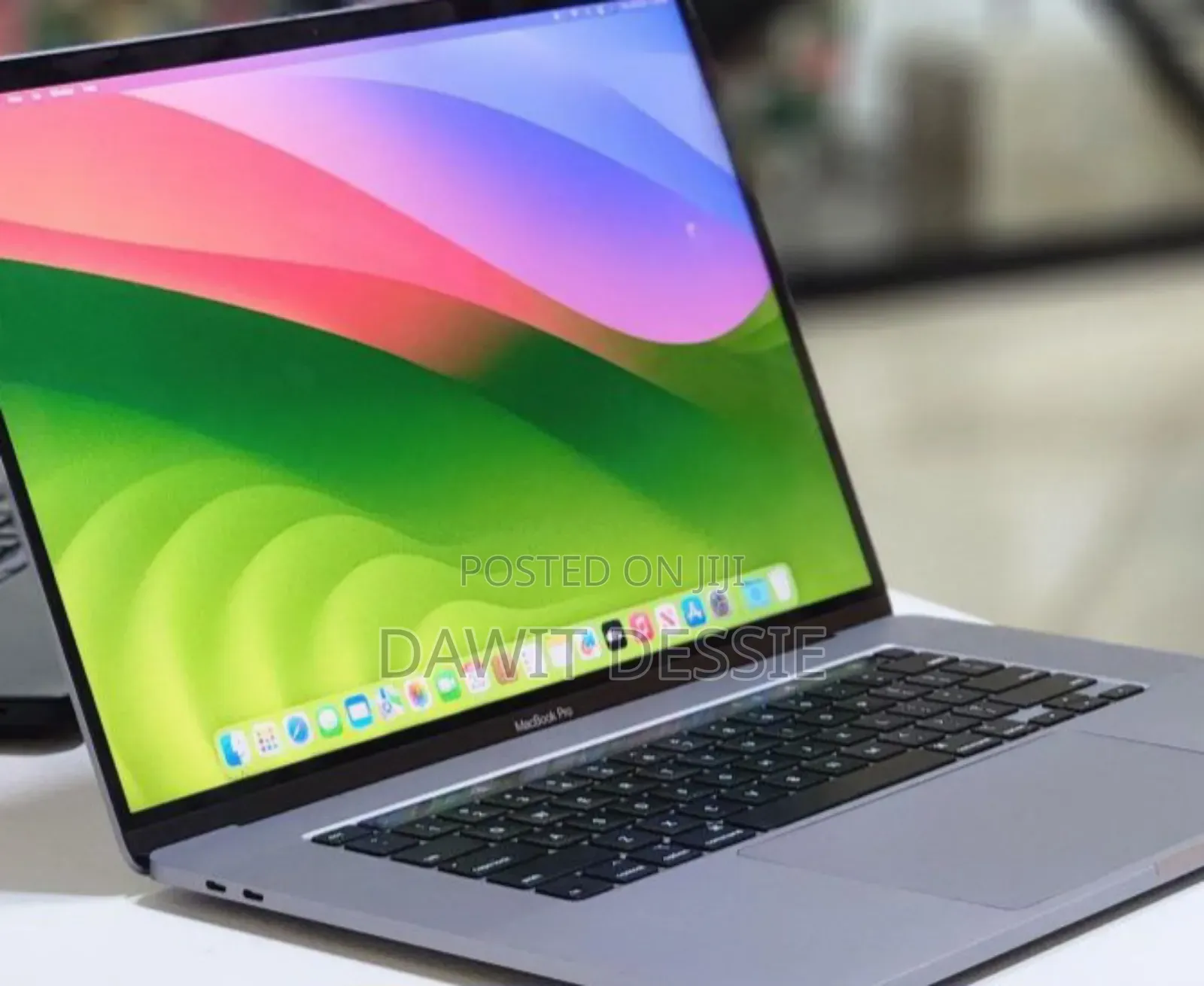 New Laptop Apple MacBook Pro 2019 32GB Intel Core I9 SSD 1T