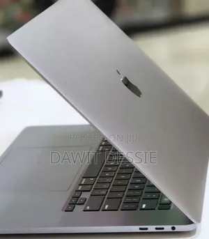 New Laptop Apple MacBook Pro 2019 32GB Intel Core I9 SSD 1T