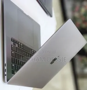 New Laptop Apple MacBook Pro 2019 32GB Intel Core I9 SSD 1T