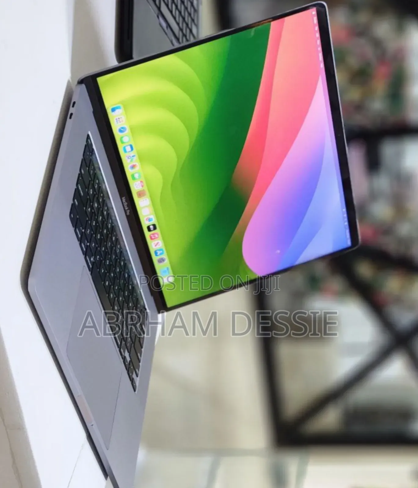 New Laptop Apple MacBook Pro 2019 32GB Intel Core I9 SSD 1T