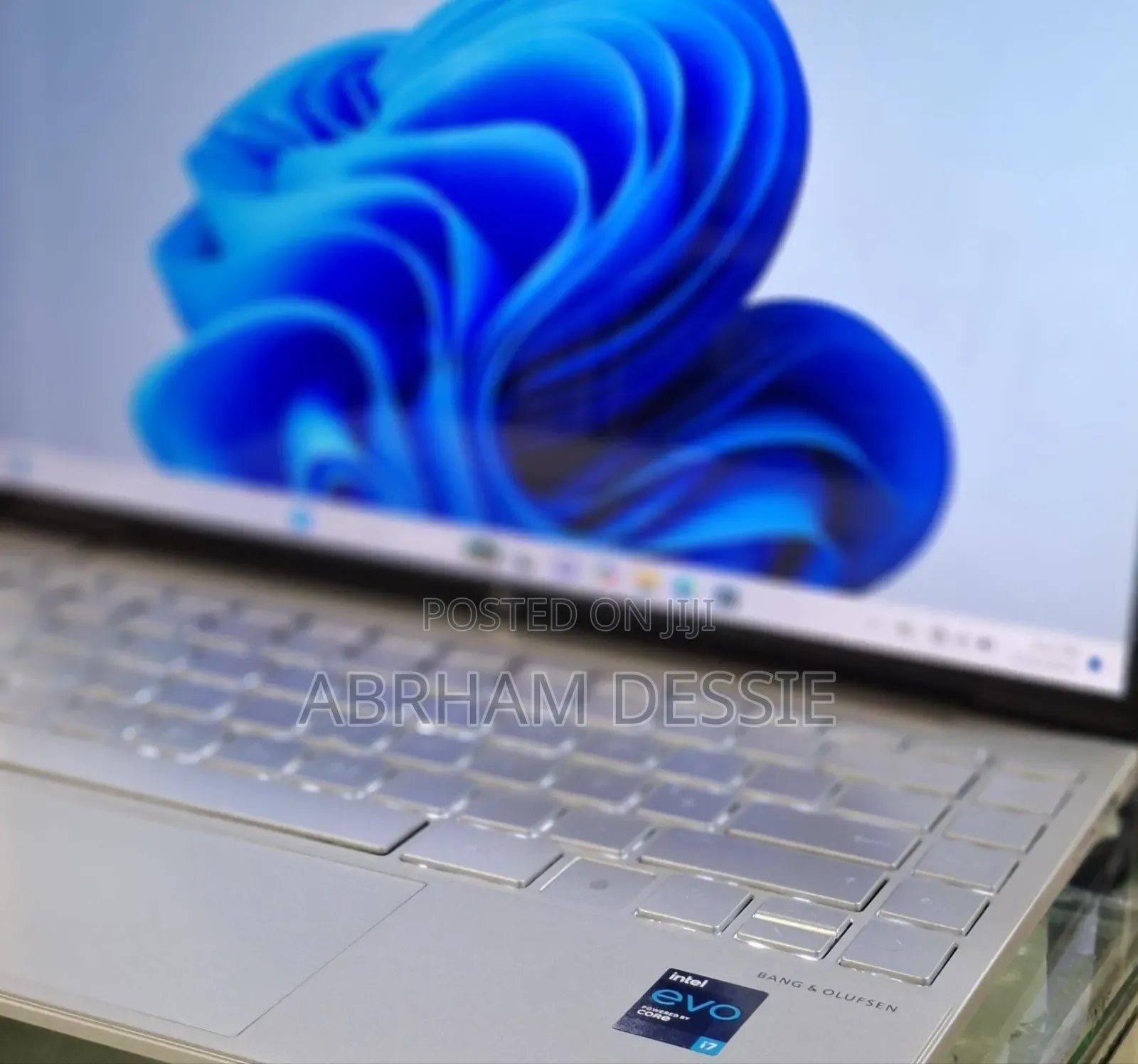 New Laptop HP 16GB Intel Core I7 SSD 512GB