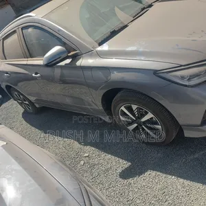 New BYD E2 43 kWh 94 hp FWD 2025 Gray