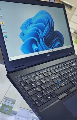 Photo - New Laptop Dell Latitude 5310 16GB Intel Core I5 SSD 256GB