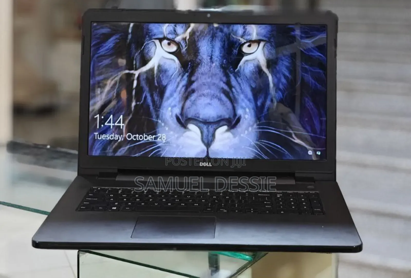 Laptop Dell Inspiron 17 5755 6GB AMD A6 HDD 1T