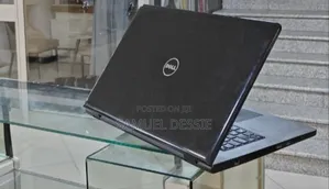 Laptop Dell Inspiron 17 5755 6GB AMD A6 HDD 1T