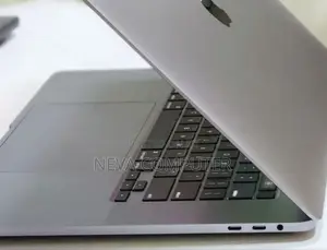 New Laptop Apple MacBook Pro 2019 32GB Intel Core I9 SSD 1T