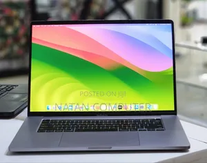 Photo - New Laptop Apple MacBook Pro 2019 32GB Intel Core I9 SSD 1T