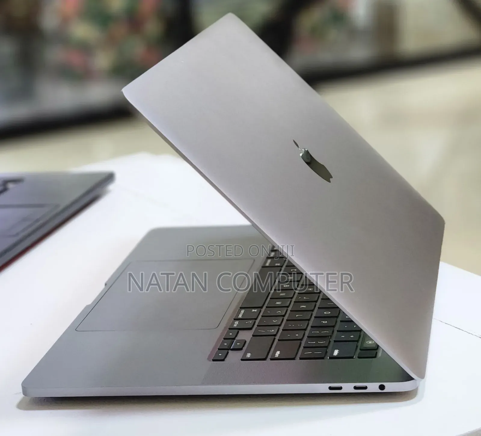 New Laptop Apple MacBook Pro 2019 32GB Intel Core I9 SSD 1T