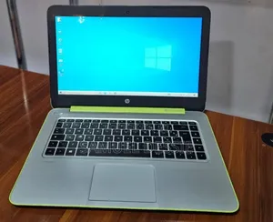 Photo - Laptop HP Stream Notebook 2GB Intel SSD 60GB