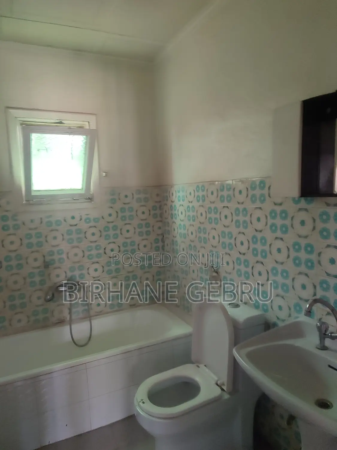 Villa House Rent for Luving or Office