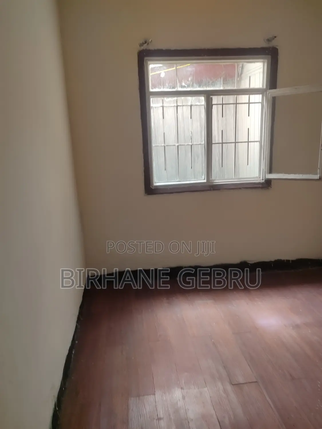 Villa House Rent for Luving or Office