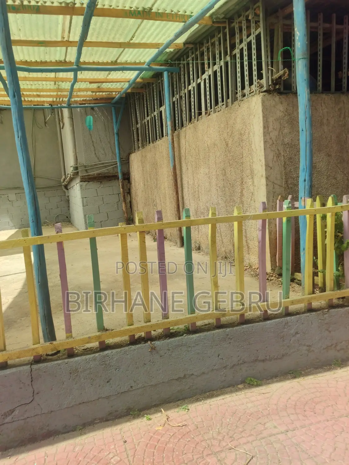 Villa House Rent for Luving or Office