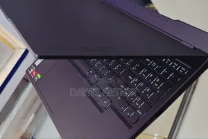 New Laptop Lenovo Legion 5 16GB AMD Ryzen 7 SSD 1T