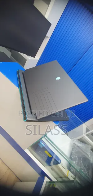 New Laptop Alienware M15 R3 16GB Intel Core I7 SSD 1T