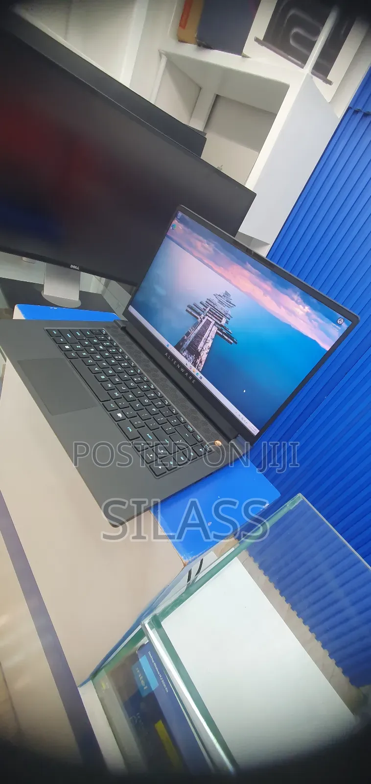 New Laptop Alienware M15 R3 16GB Intel Core I7 SSD 1T