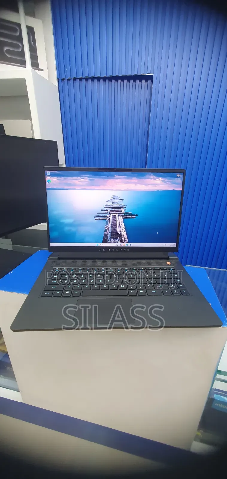 New Laptop Alienware M15 R3 16GB Intel Core I7 SSD 1T