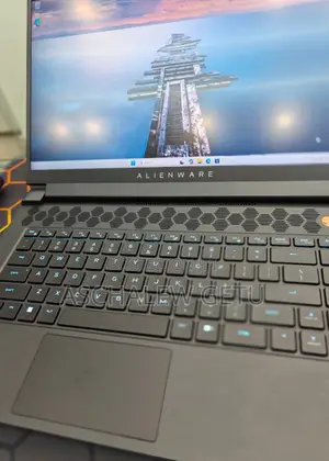 New Laptop Alienware Area-51m 16GB Intel Core I7 SSD 1T