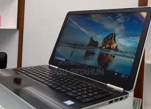 New Laptop HP Pavilion 15 8GB Intel Core I5 SSD 1T