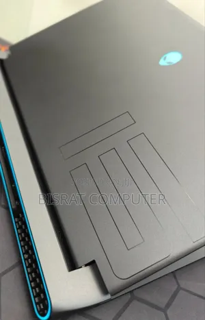 New Laptop Alienware Area-51m 16GB Intel Core I7 SSD 1T