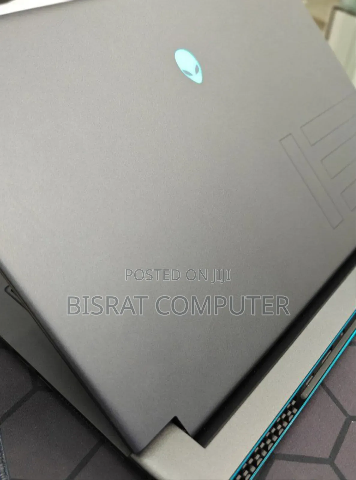 New Laptop Alienware Area-51m 16GB Intel Core I7 SSD 1T