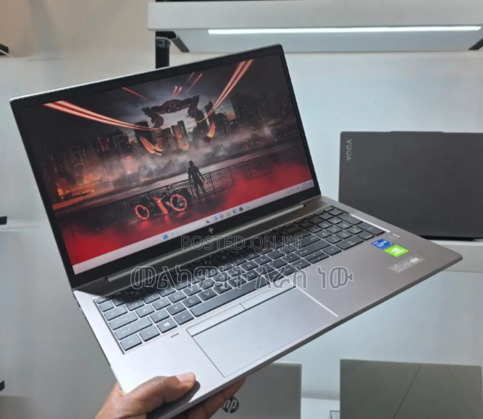 New Laptop HP ZBook Firefly G8 16GB Intel Core I7 SSD 512GB