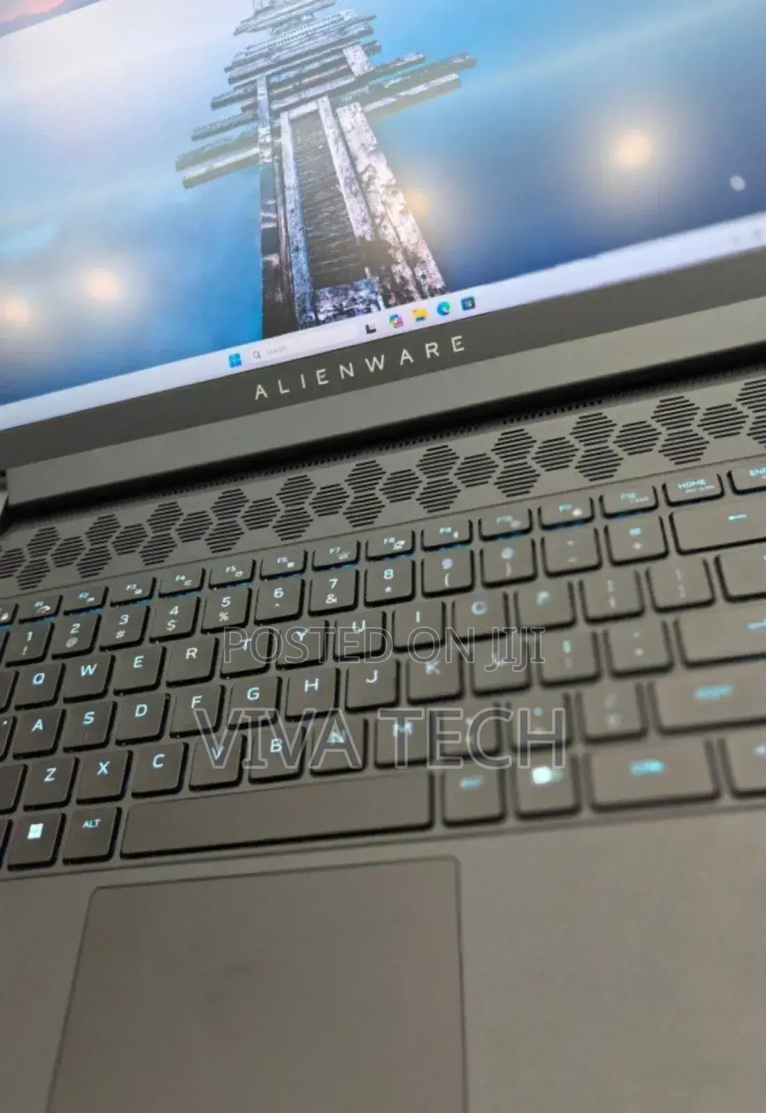 New Laptop Alienware Area-51m 16GB Intel Core I7 SSD 1T