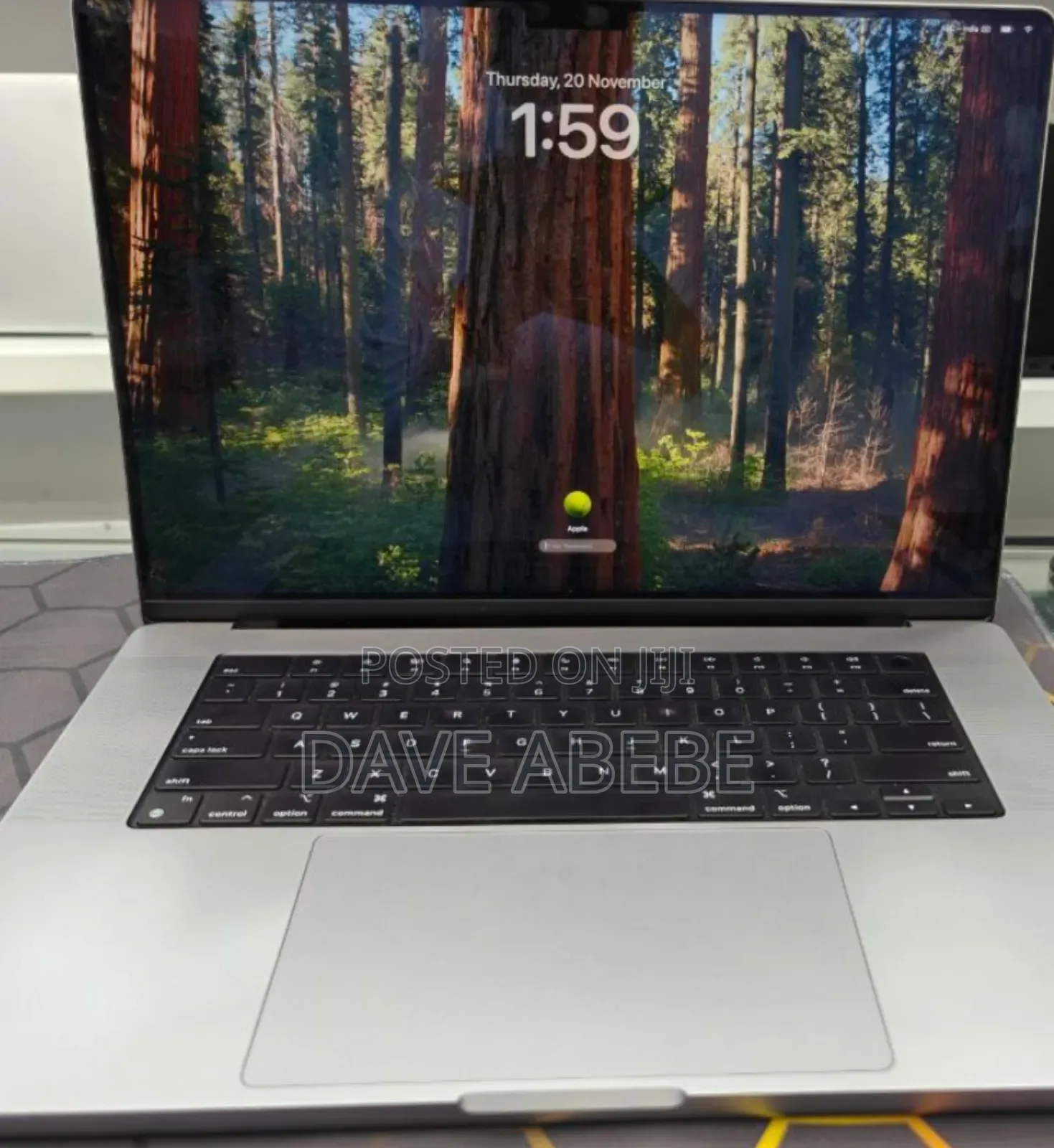 New Laptop Apple MacBook Pro M1 16GB Apple M1 Pro SSD 1T