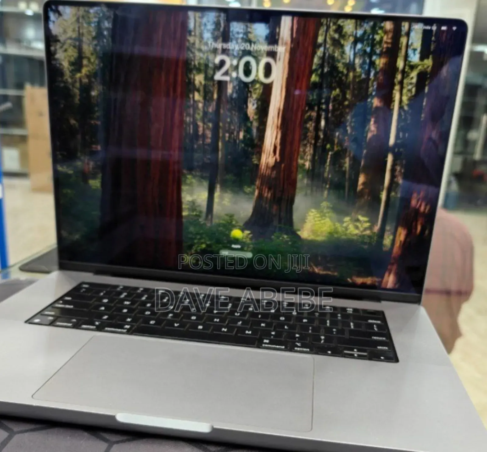 New Laptop Apple MacBook Pro M1 16GB Apple M1 Pro SSD 1T