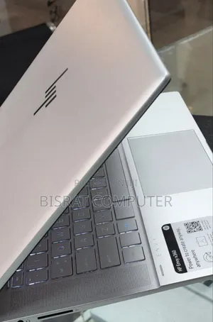 New Laptop HP Envy X360 8GB Intel Core I5 SSD 512GB