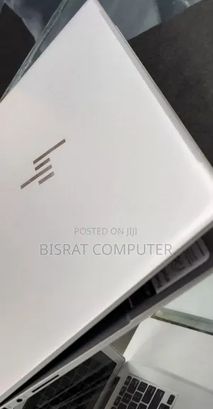 New Laptop HP Envy X360 8GB Intel Core I5 SSD 512GB