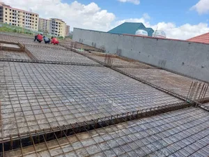 Photo - አስቸኳይ የሚሸጥ ጅምር ህንፃ አአ ሰሚት ጊዮርጊስ አከባቢ ጠቅላላ የቦታ ስፋት 250sqm ለg+6