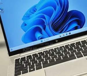New Laptop HP EliteBook 830 G8 16GB Intel Core I7 SSD 512GB