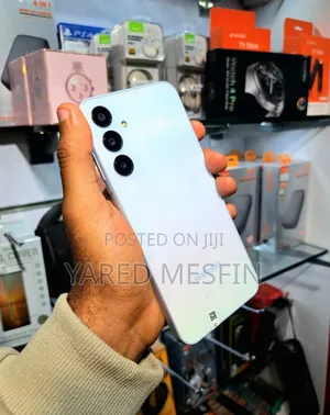 Photo - New Samsung Galaxy A25 128 GB