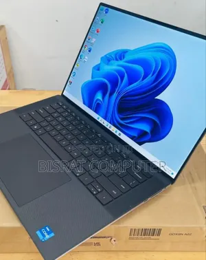 New Laptop Dell Precision 15 3520 32GB Intel Core I9 SSD 1T