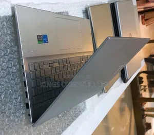 New Laptop Asus VivoBook 15 X505BA 16GB Intel Core I5 SSD 512GB