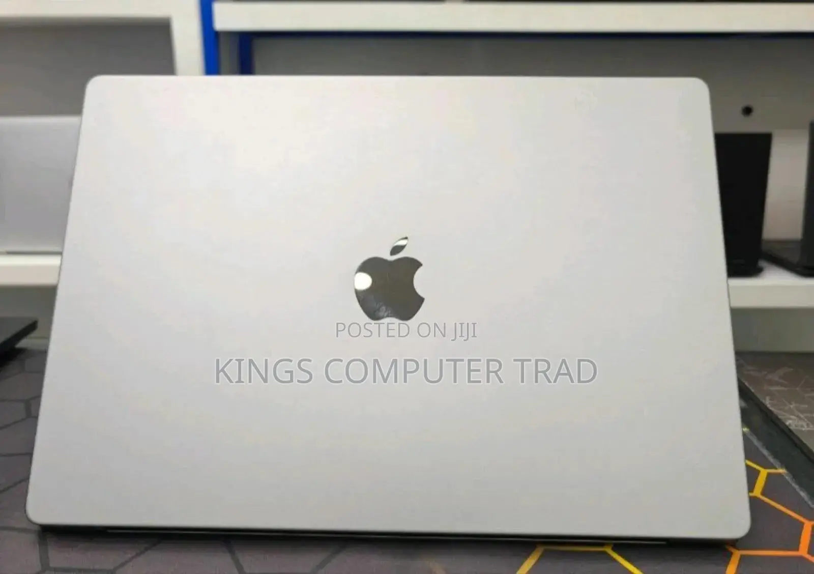 New Laptop Apple MacBook Pro M1 64GB Apple M1 Max SSD 1T